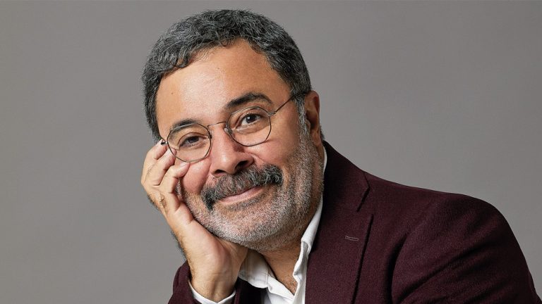 Ahmet Ümit’ten boğazın iki yakasında imza günü