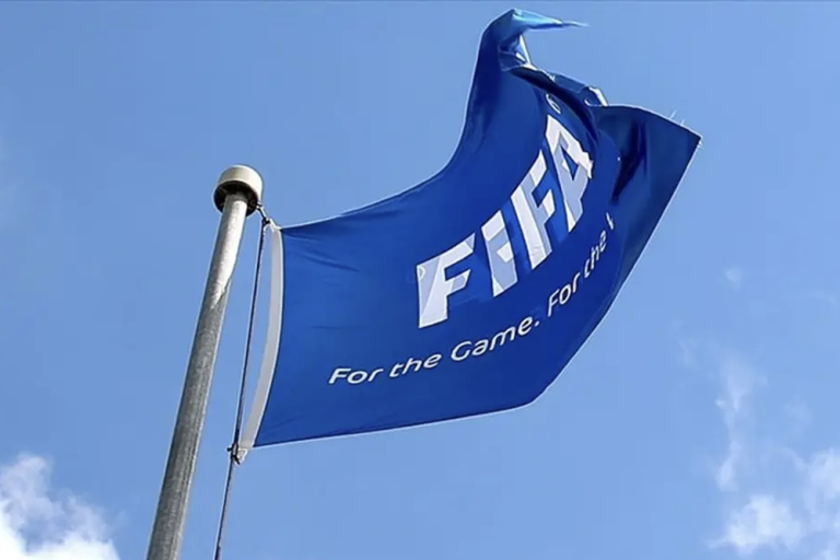 FIFA, daha fazla gelir için futbola yeni kurallar getiriyor